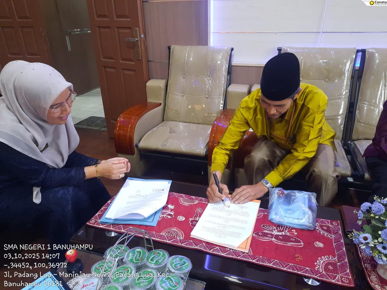Penandatanganan Kerjasama antara SMA Negeri 1 Banuhampu dan Bukittinggi Quran Center 